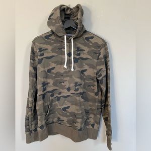 Men's Traditional Camo Hoodie, S